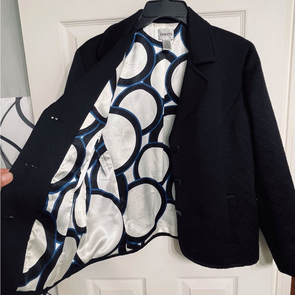 Chico’s Classic Basic Black Suit Jacket Fully Lin… - image 3